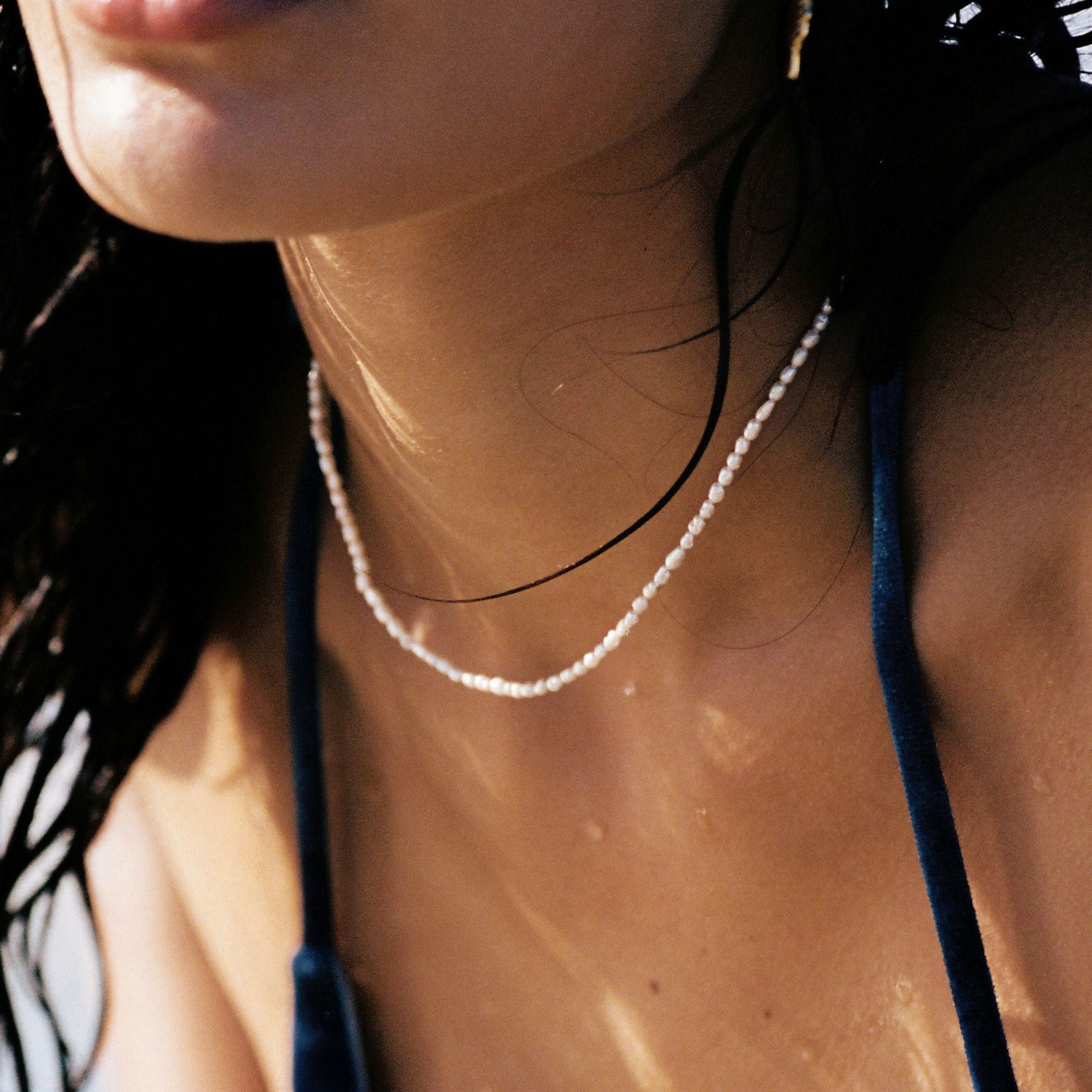 mini pearls pendant