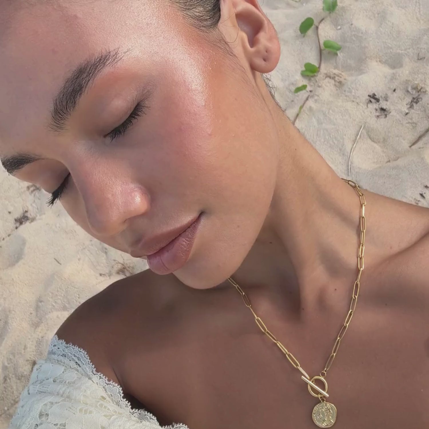 Venus-Necklace